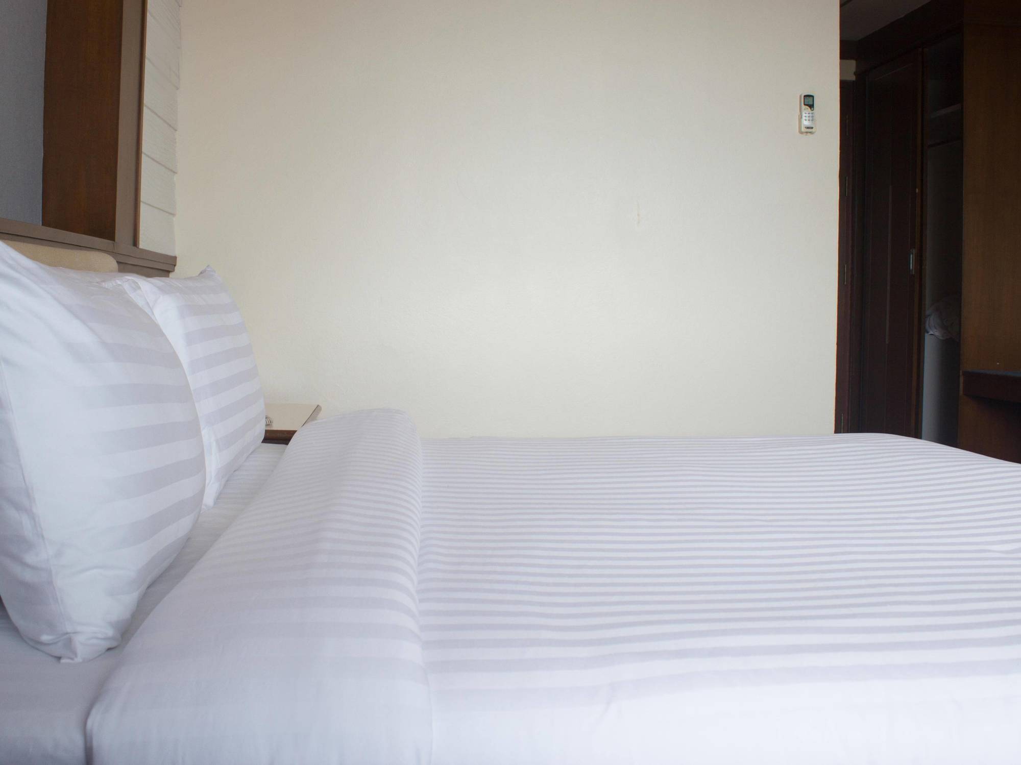 Hatyai Holiday Hotel Хатъяй Экстерьер фото