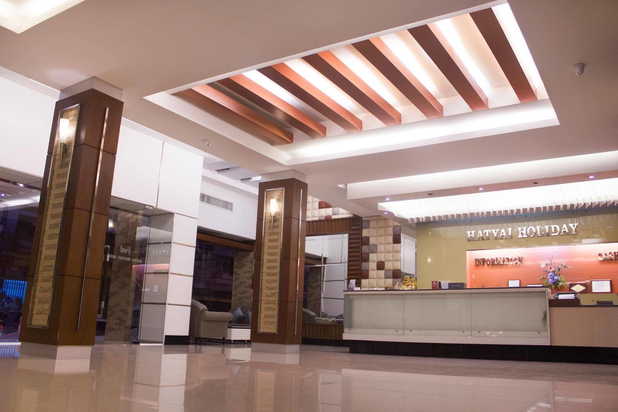 Hatyai Holiday Hotel Хатъяй Экстерьер фото